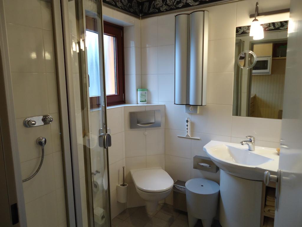 Air Boardinghouse Tulip Stockum, Zu Fuss - 3 Minuten Zur Messe دوسلدورف الغرفة الصورة